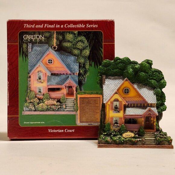 CARLTON Cards Victorian Court Series Ornament 1885 Queensgate - Picture 1 of 11